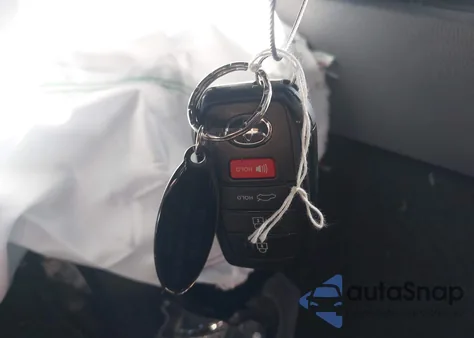 2025 Toyota Camry Le z USA, uszkodzony, nr VIN 4T1DAACK5SU028045